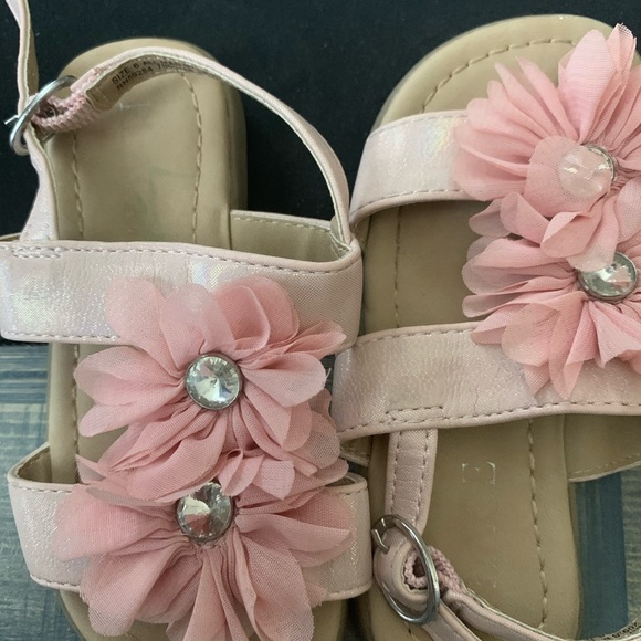 Bundle of Girl Toddler Shoes -3 pair - Picture 5 of 7